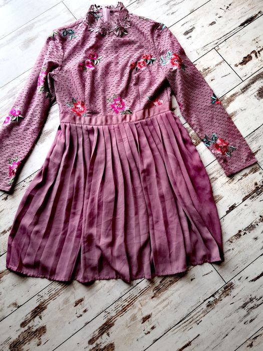 Piękna sukienka Little Mistress