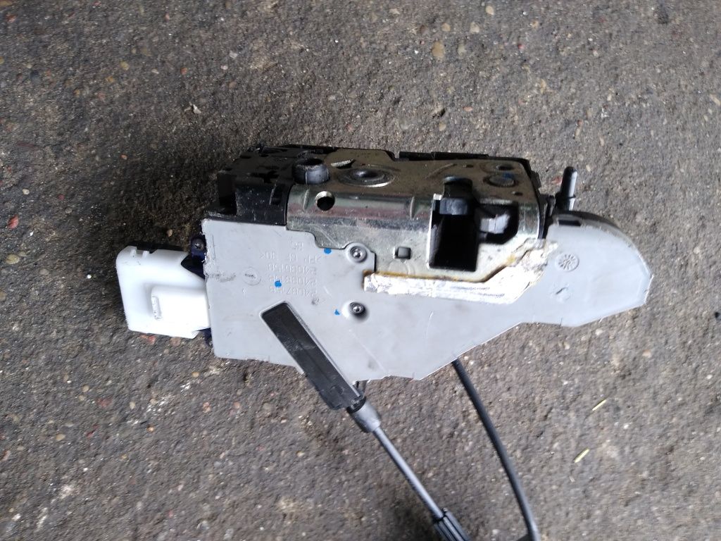 Zamek drzwi mechanizm przód prawy Citroen C4 grand Picasso I oryg