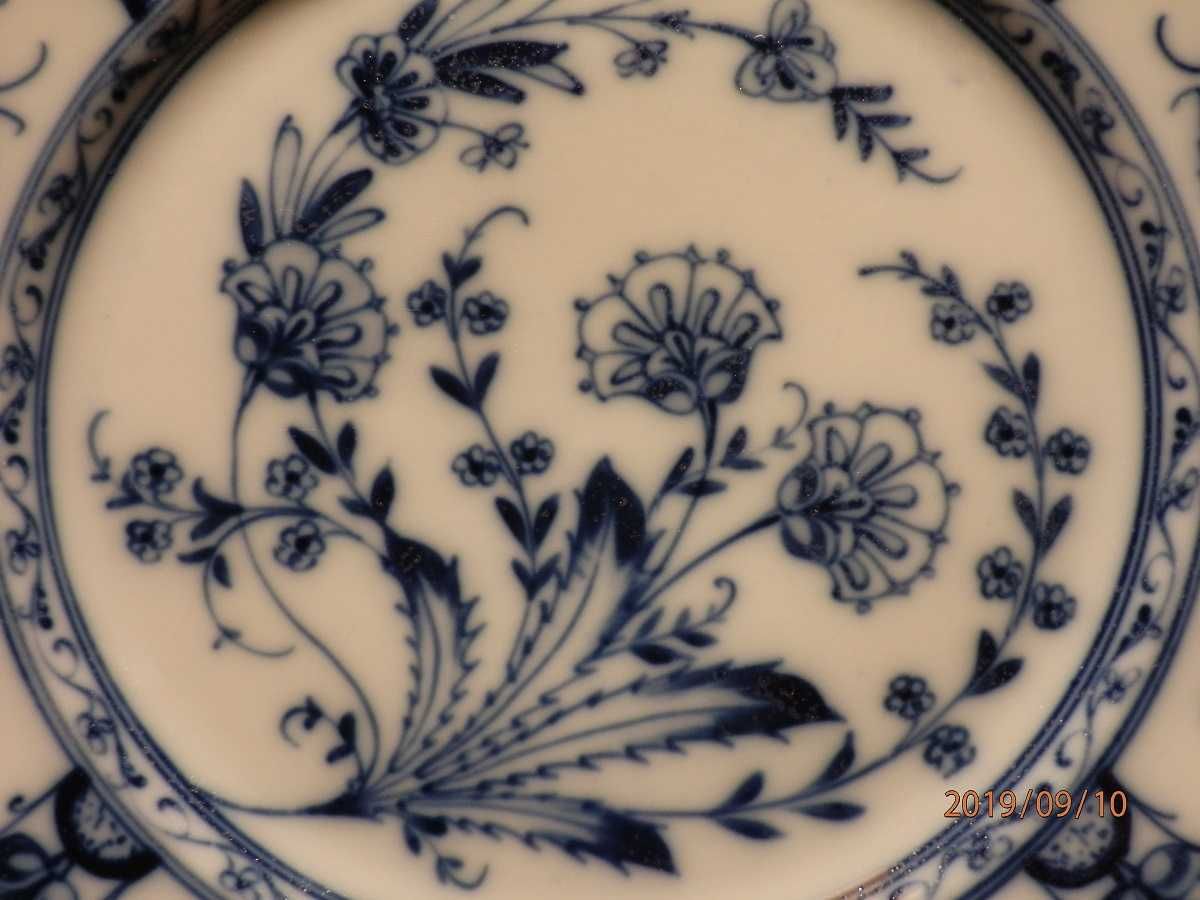 2 stare talerze porcelanowe XIX w. śr. 24 cm