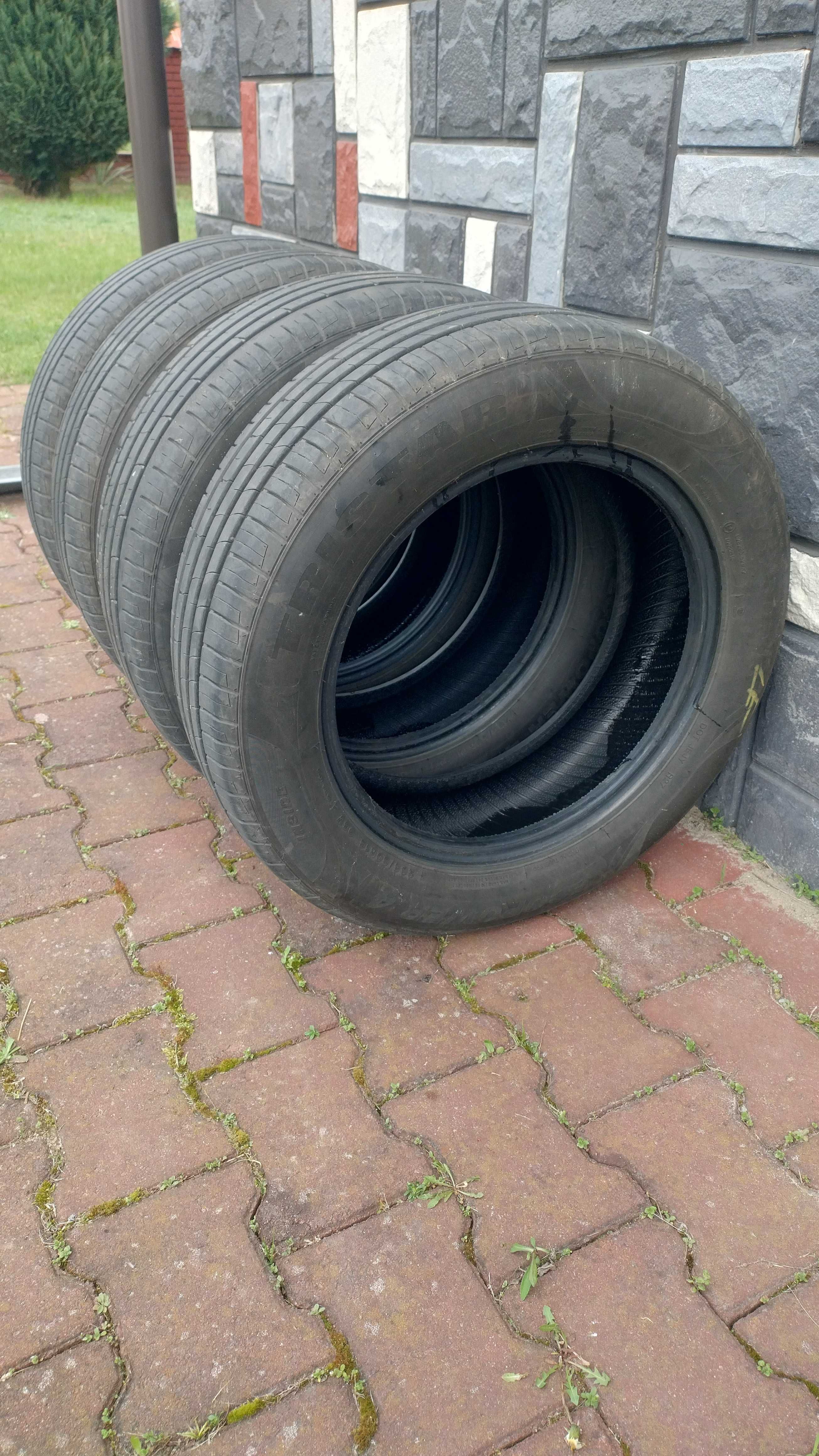 opony letnie 4 szt.  205/60 R16 w bardzo dobrym  stanie 500zł komplet