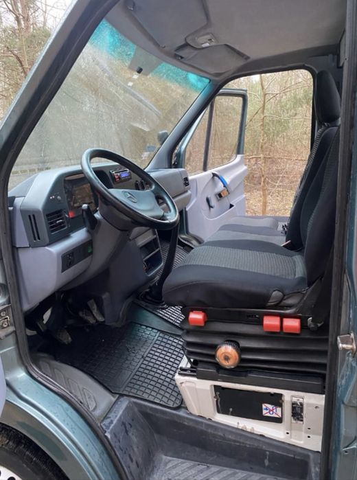 autolawetę Mercedes Sprinter,  2.9