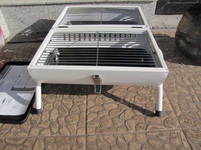 Przenośny grill na węgiel  składany, kempingowy, grill wędzarniczy