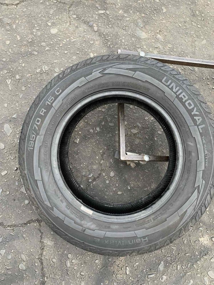 Шини 195/70 R15C  Uniroyal літо  7,5/9 мм