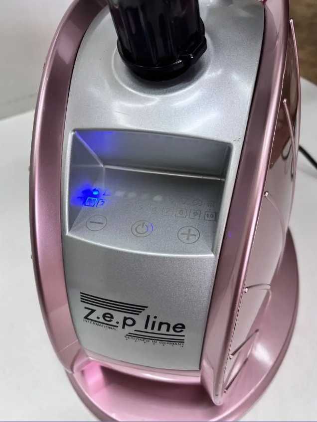 NEW ПАРОГЕНЕРАТОР відпарювач для одягу Zepline132 3500Вт.2,5л.Германія