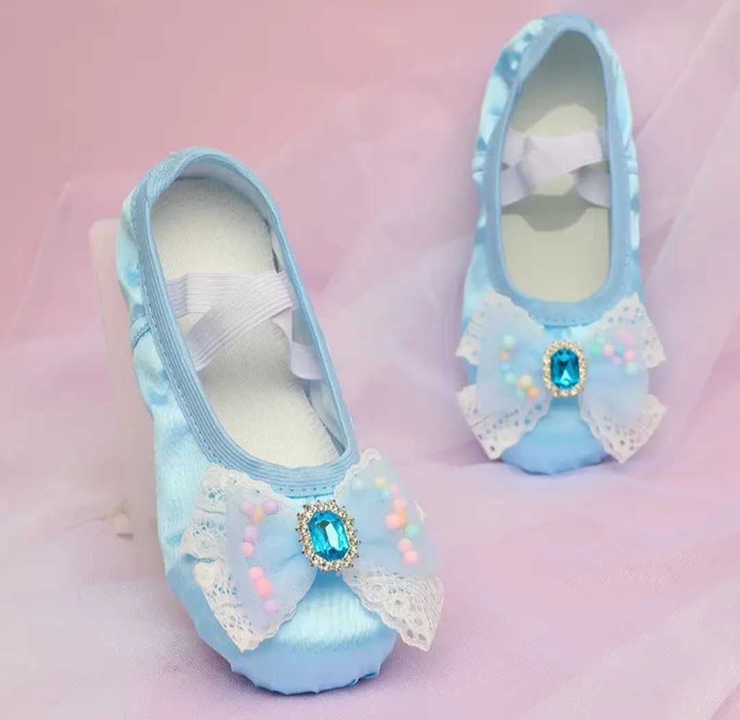 Nowy zestaw Kopciuszek Cinderella, r. 116/122 + akcesoria! przebranie
