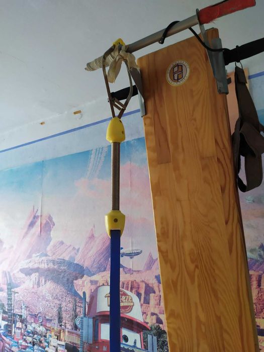 качелька  тримач підтримувач дитячий