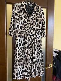 Сукні плаття з можним леопардовим принтом