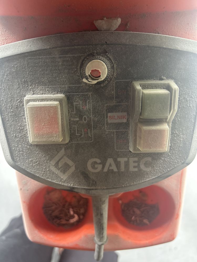 Rozdrabniarka do gałęzi. Gatec.