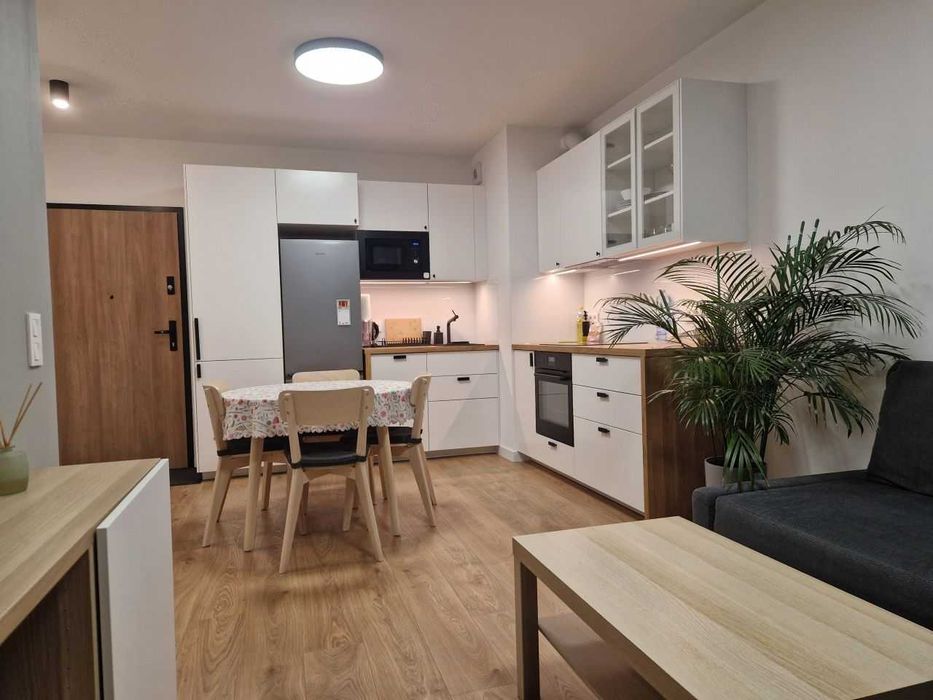 Dwupokojowe mieszkanie na osiedlu Perspektywa z miejscem garażowym