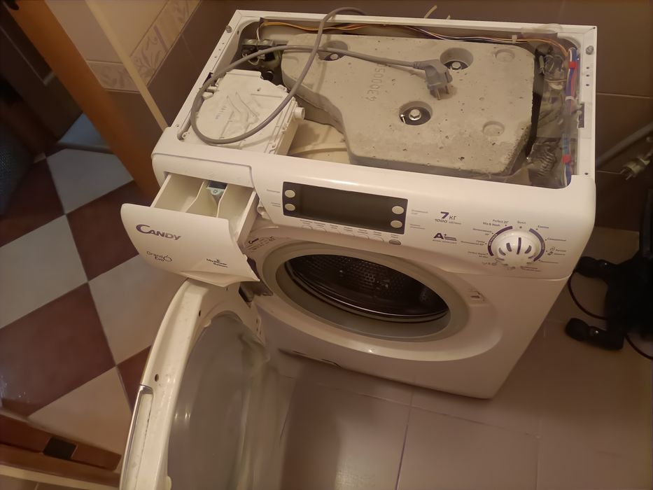 Candy EVO4 1074 LWT по запчастинах є все