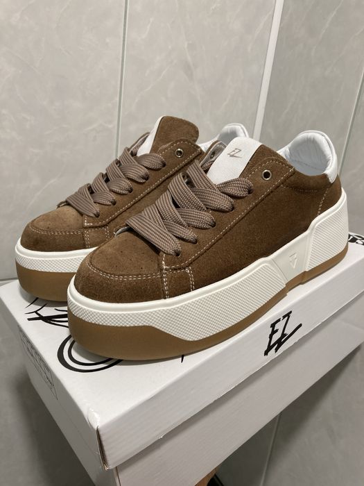 Кеди замшеві жіночі 38 розмір