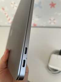 Ноутбук Apple MacBook