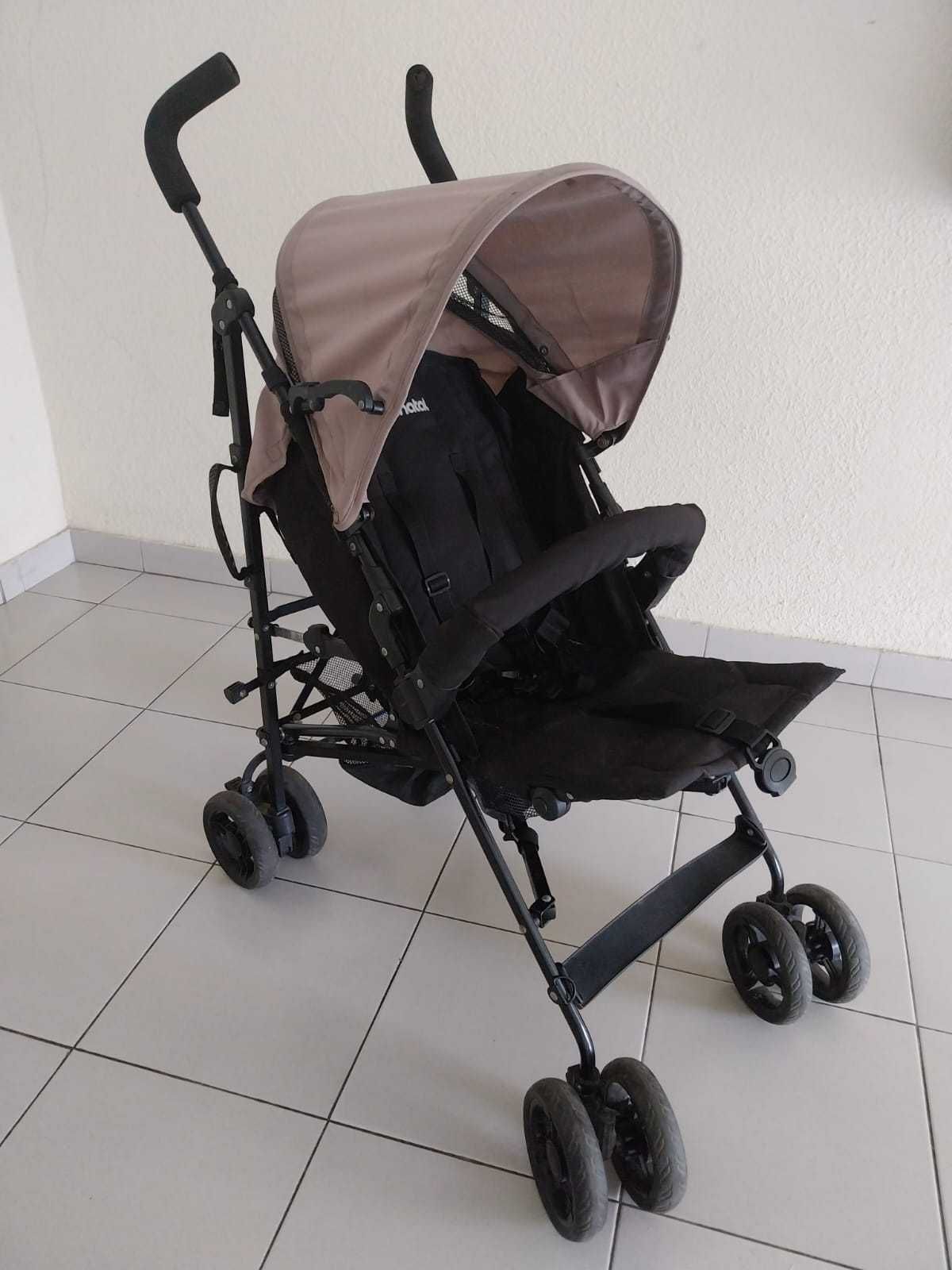 Carro passeio bebé
