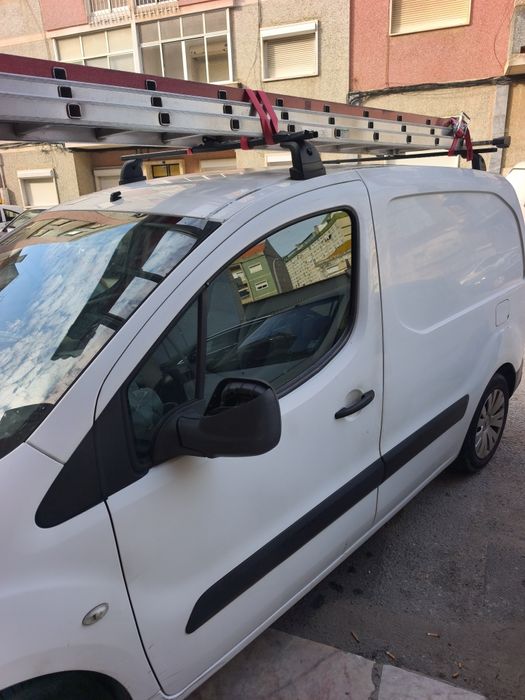 Citroën Berlingo 1.6 Turbo • 3 Lugares • 2014