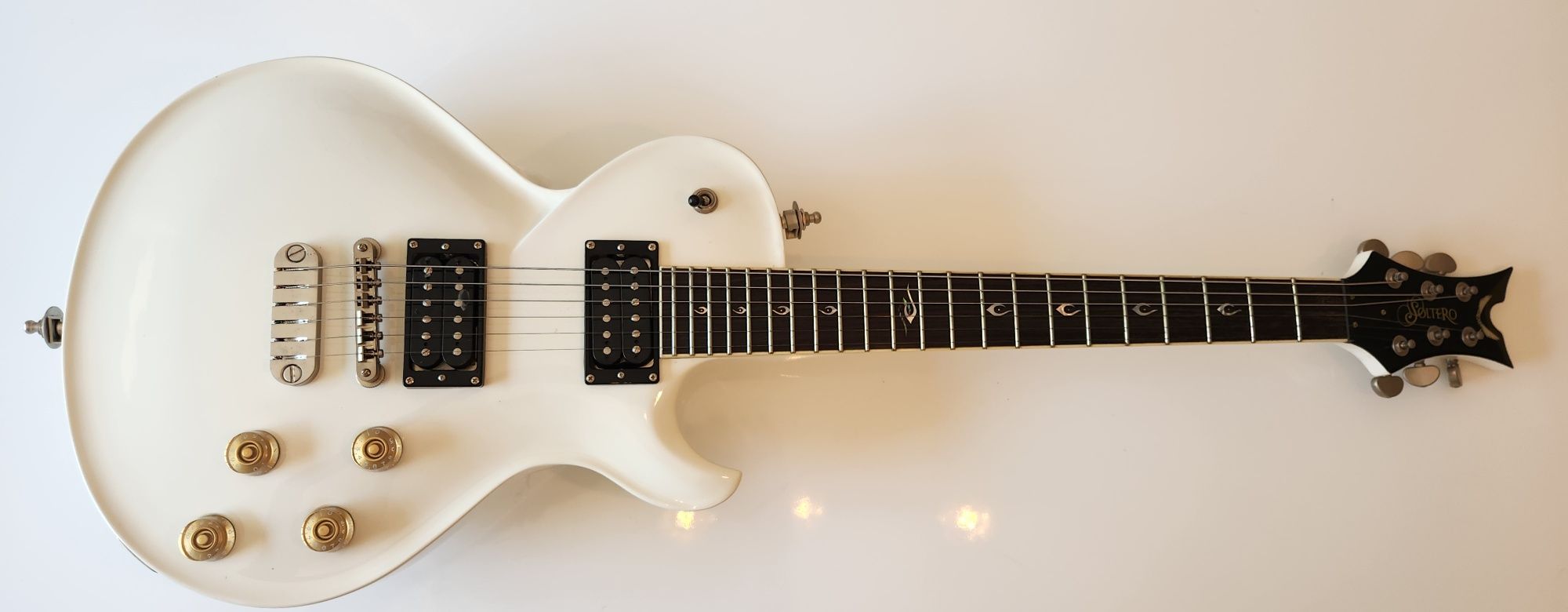 Guitarra Dean Soltero rara