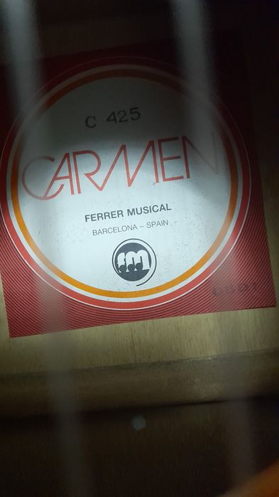 Vendo viola de marca "carmen" como nova