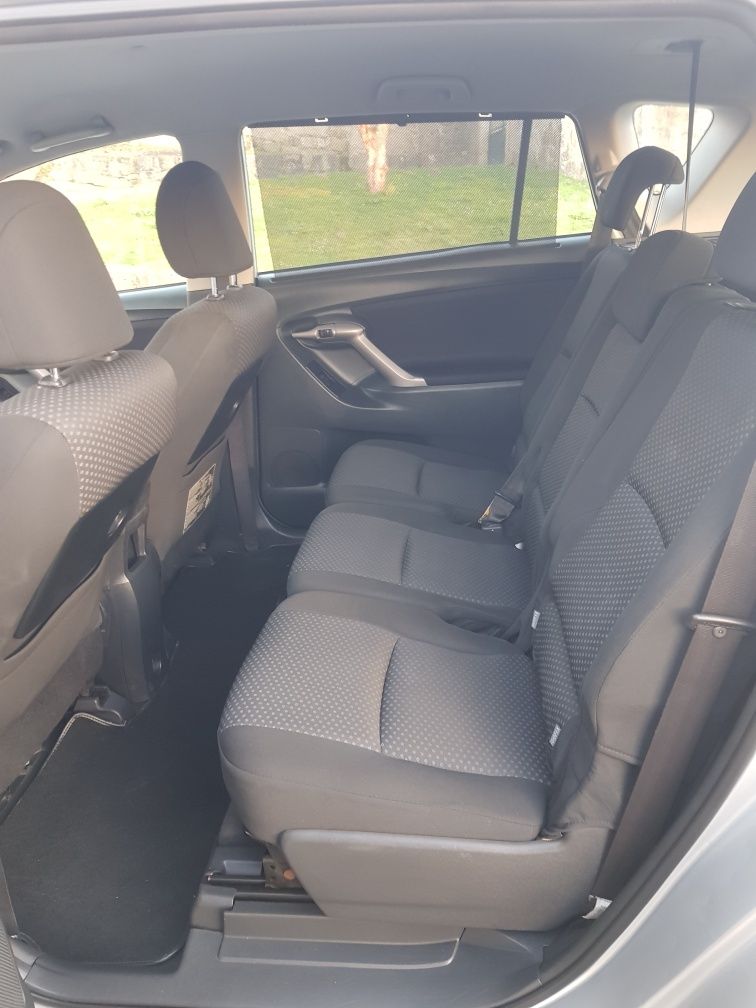 Toyota Verso 2.0 D-4D 126cv *7 lugares*rigorosamente impecável*