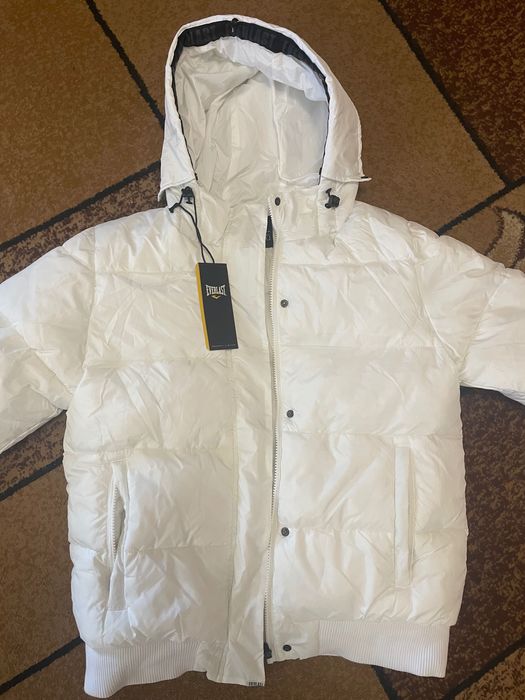 Стильна та тепла оригінальна куртка Everlast може бути унісекс