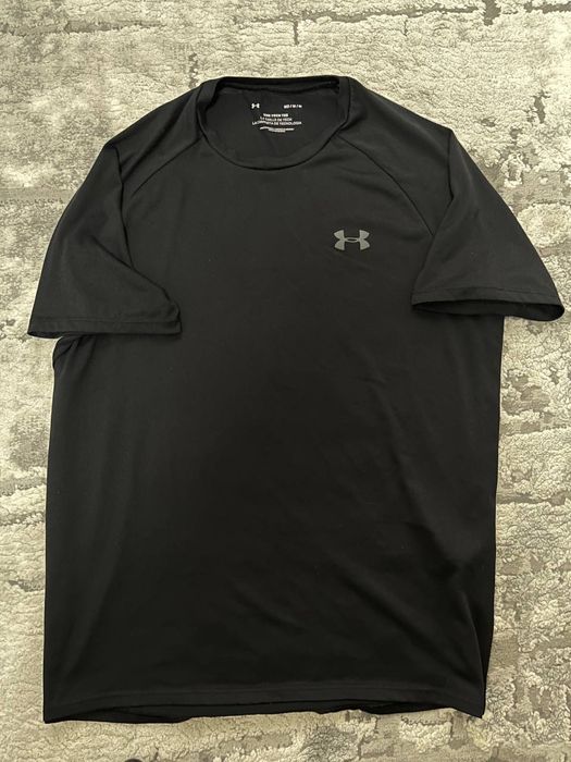 Футболка Under Armour розмір М