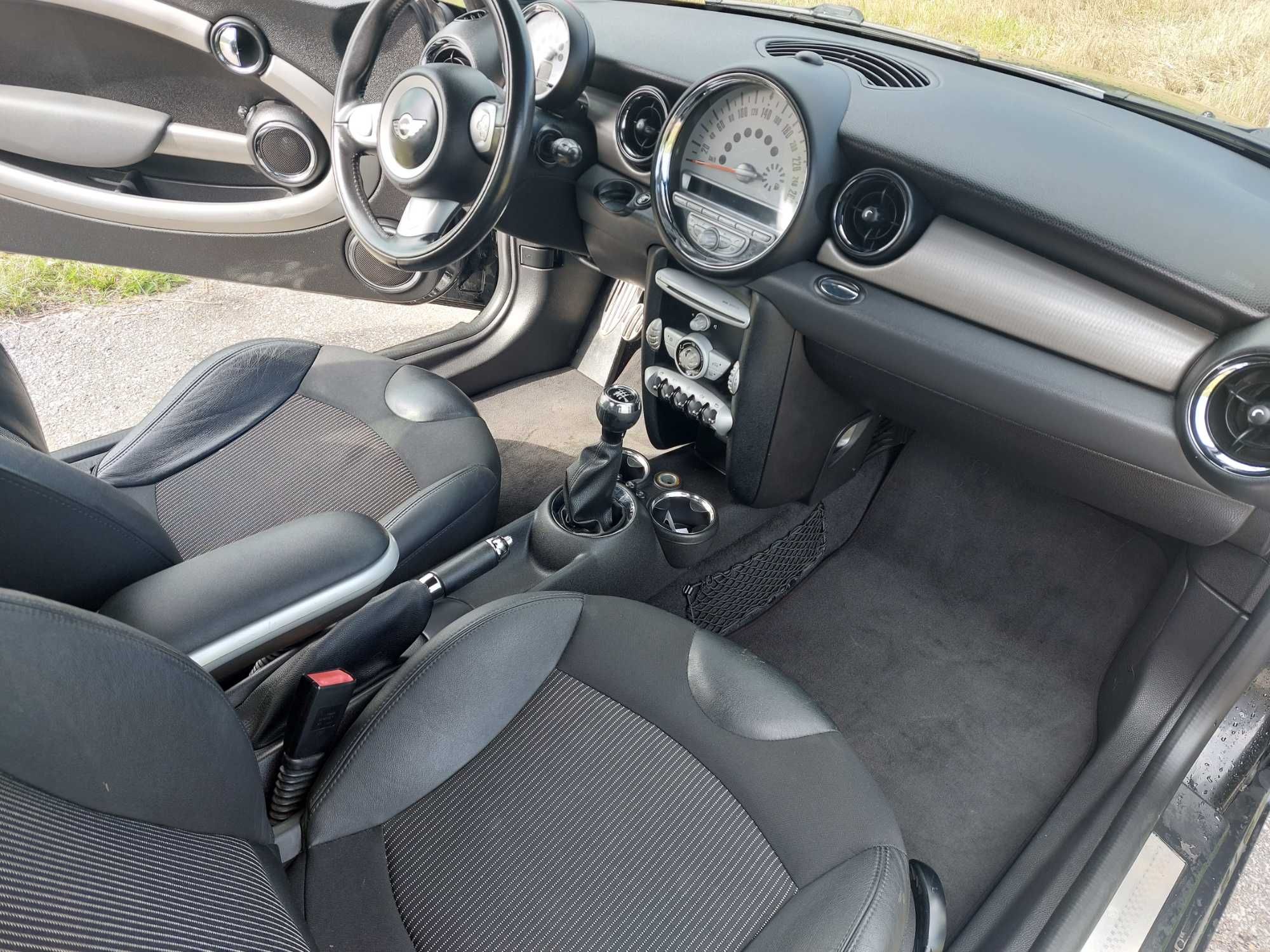 Mini Cooper S 2010r. R56