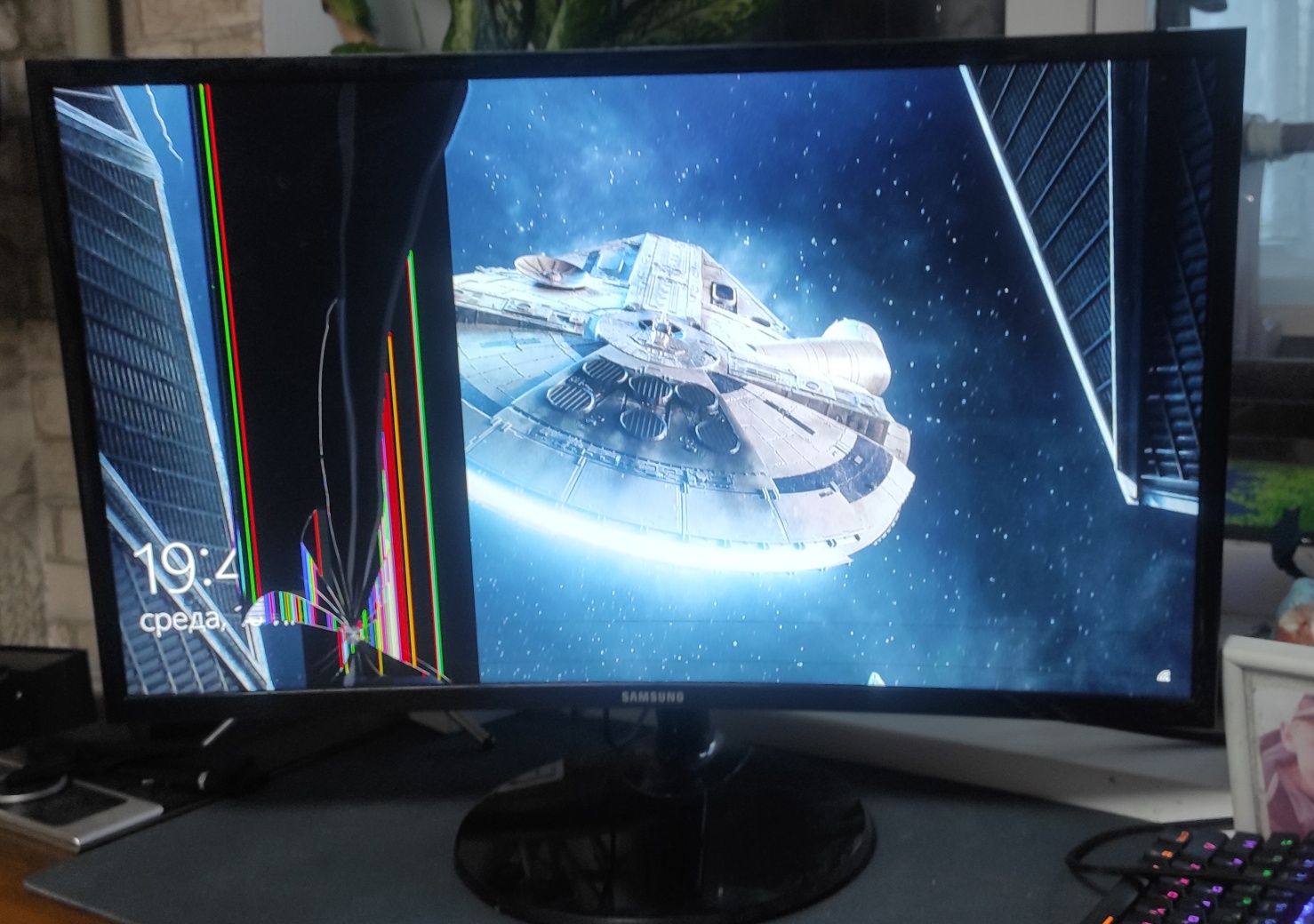 На запчасти Монітор Samsung C27F390FHI (LC27F390FHIXCI)