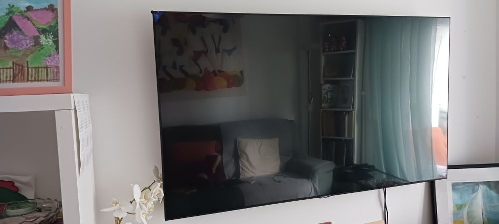 Vendo URGENTE  televisão grande,680€ .Negociavel!!