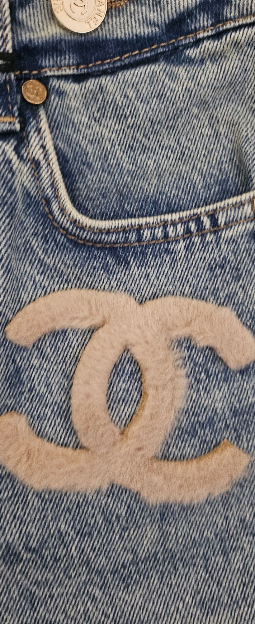 Spodenki dzinsowe chanel