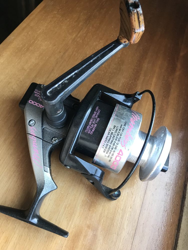 Carreto pesca marca ( Vega 4000)