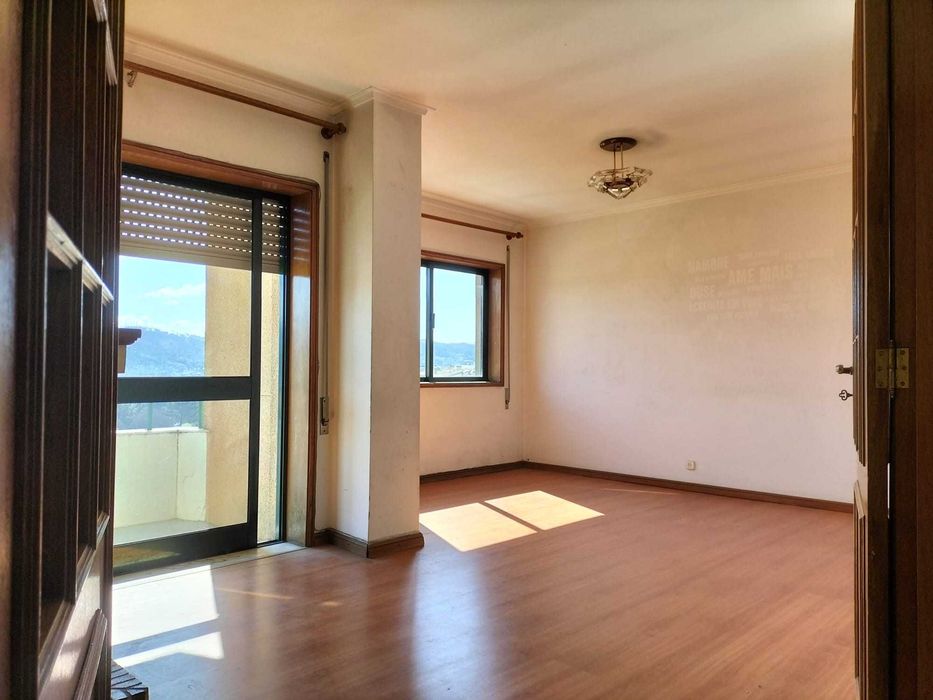 +/- 20m2 de Laminado (Cerejeira) em Ótimo Estado