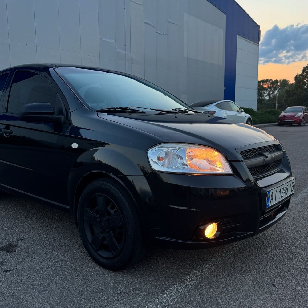 Chevrolet Aveo 2008 год 1.5 газ/бензин!