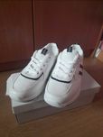 Buty Damskie Sportowe Nowe roz. 39