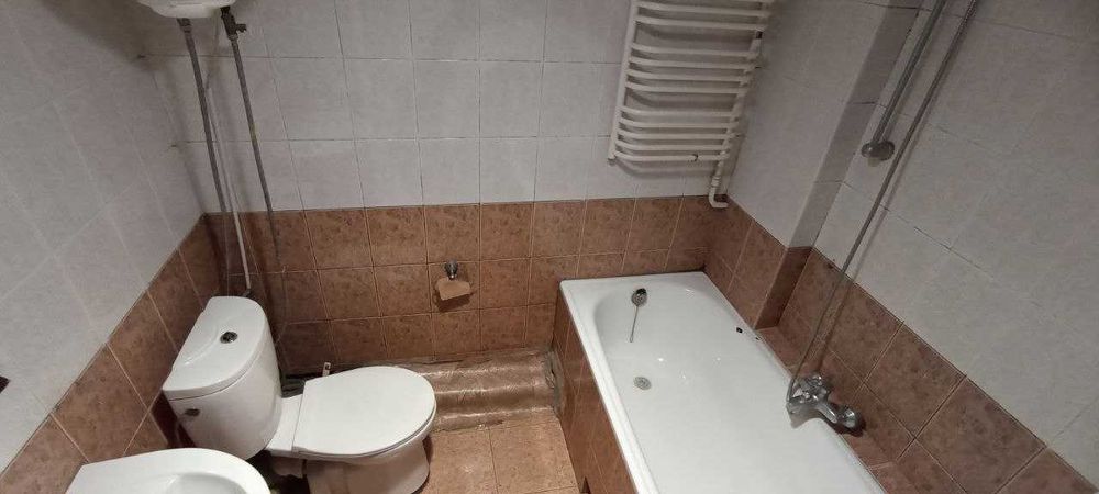 Продам 3 к квартиру ж\м Победа 5 - Набережная  Победы-пр Героев