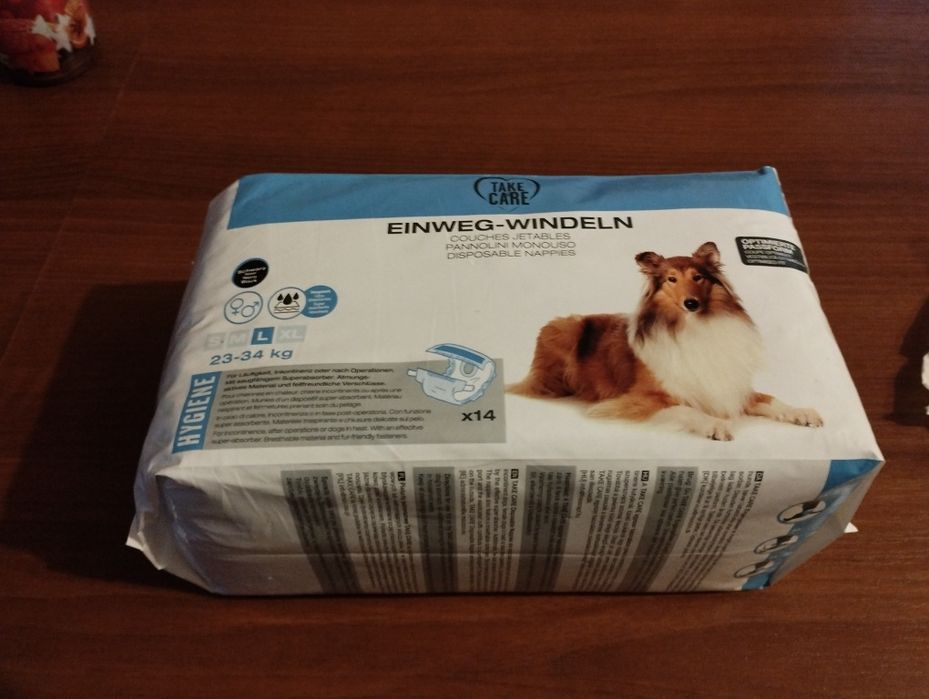 Pieluchy dla psów z otworem na ogon!