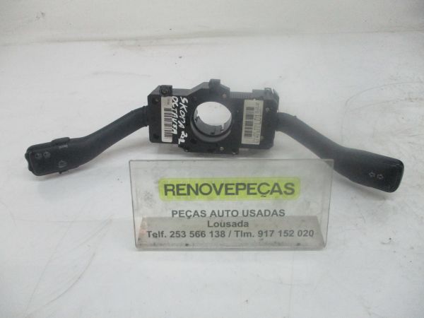 Conjunto / manetes de luzes e limpa vidros SKODA Octavia I Hatchback (