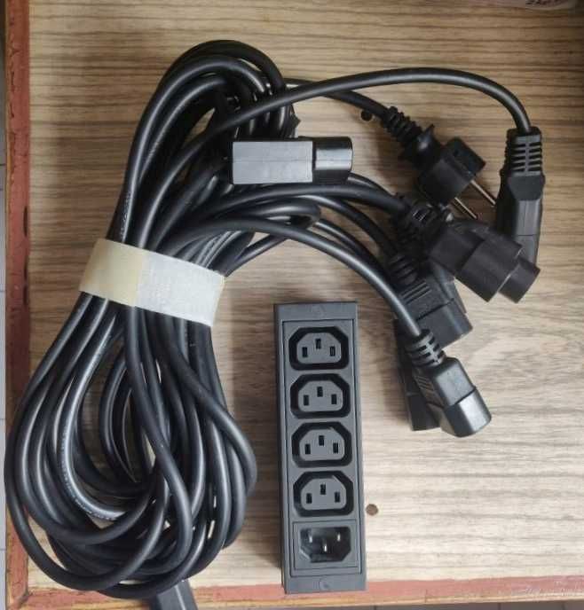 Ficha IEC C14 x04 Power Strip