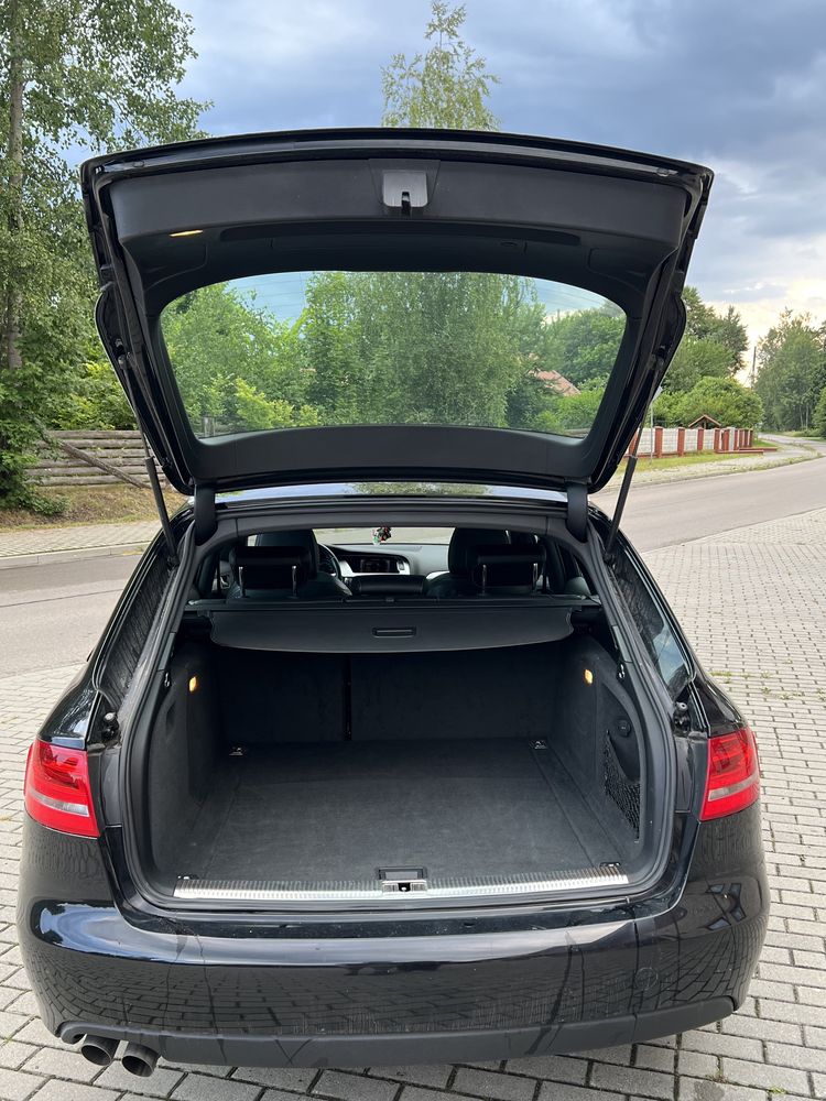 Audi A4 2.0 TDI S-line