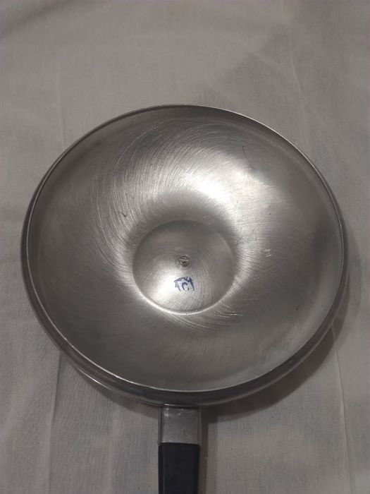 Винтажная сковородка времён СССР полностью новая (Веснянка, Чародейка)