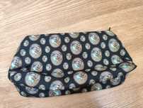 Bolsa / nécessaire preta fundação Calouste gulbenkian
