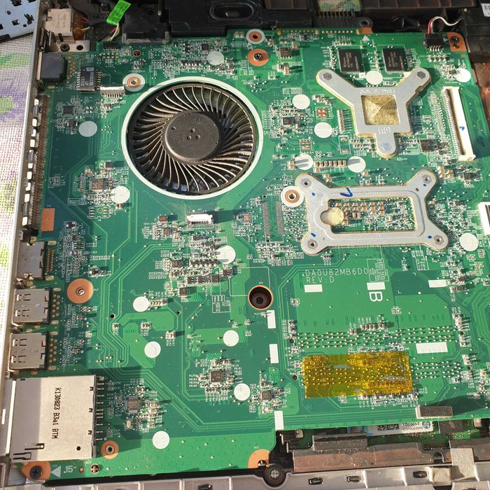 motherboard HP 15-n000sp processador i5-4200U testada sem anomalia