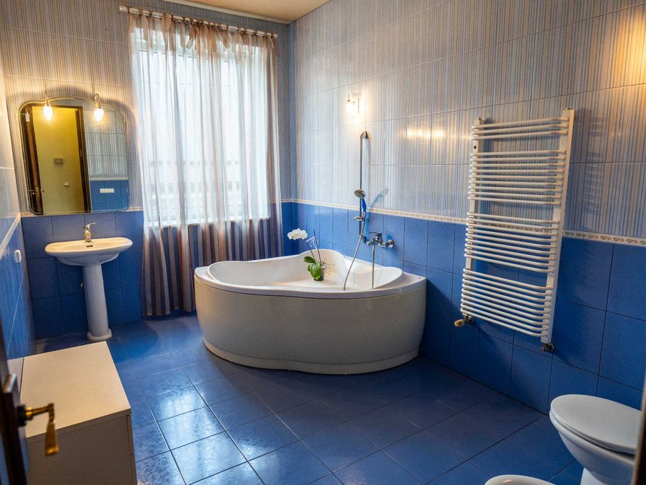 Терміново продам будинок в центрі м. Луцька! (заїзд з вул. Коперника)