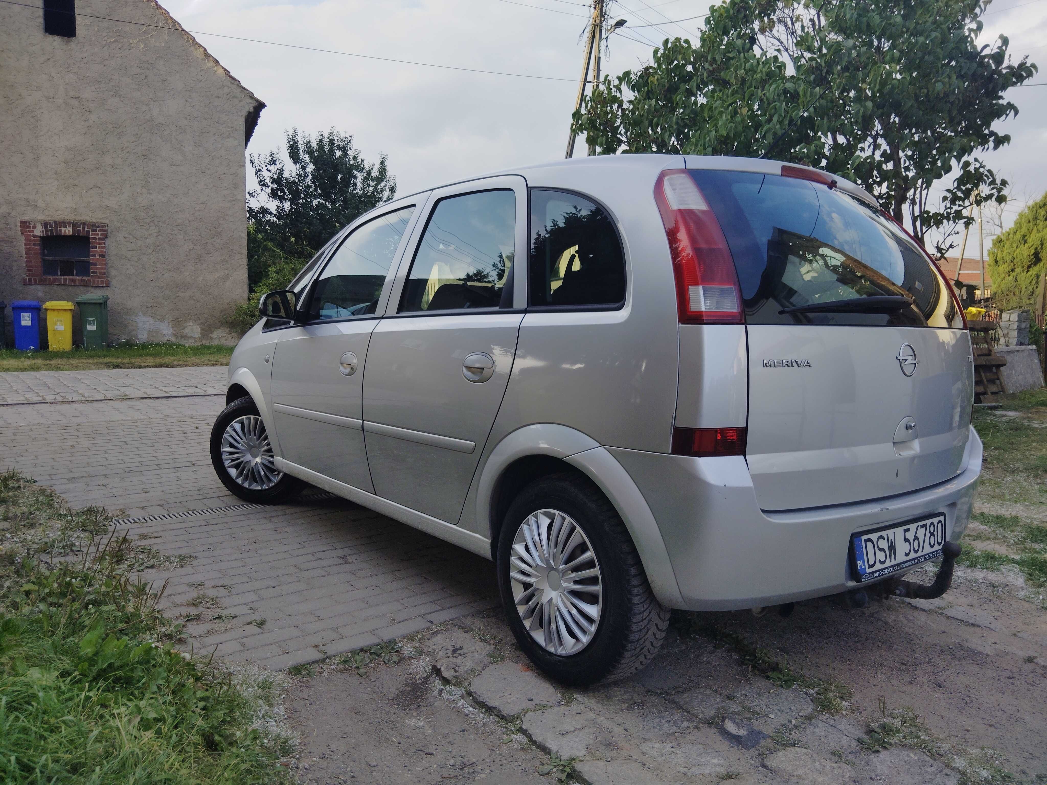 Opel Meriva /Od prywatnej osoby/266000 przebiegu