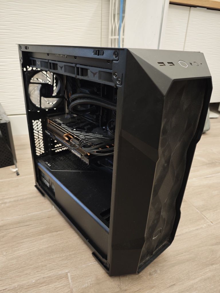Caixa PC cooler master