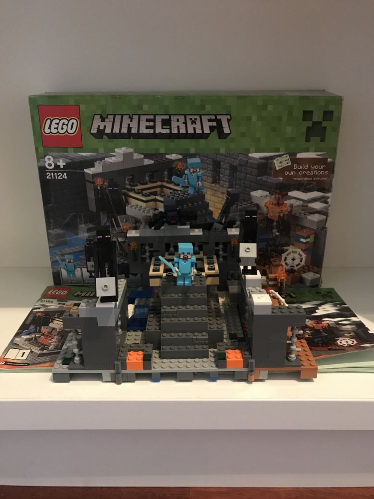 Lego Minecraft 21124