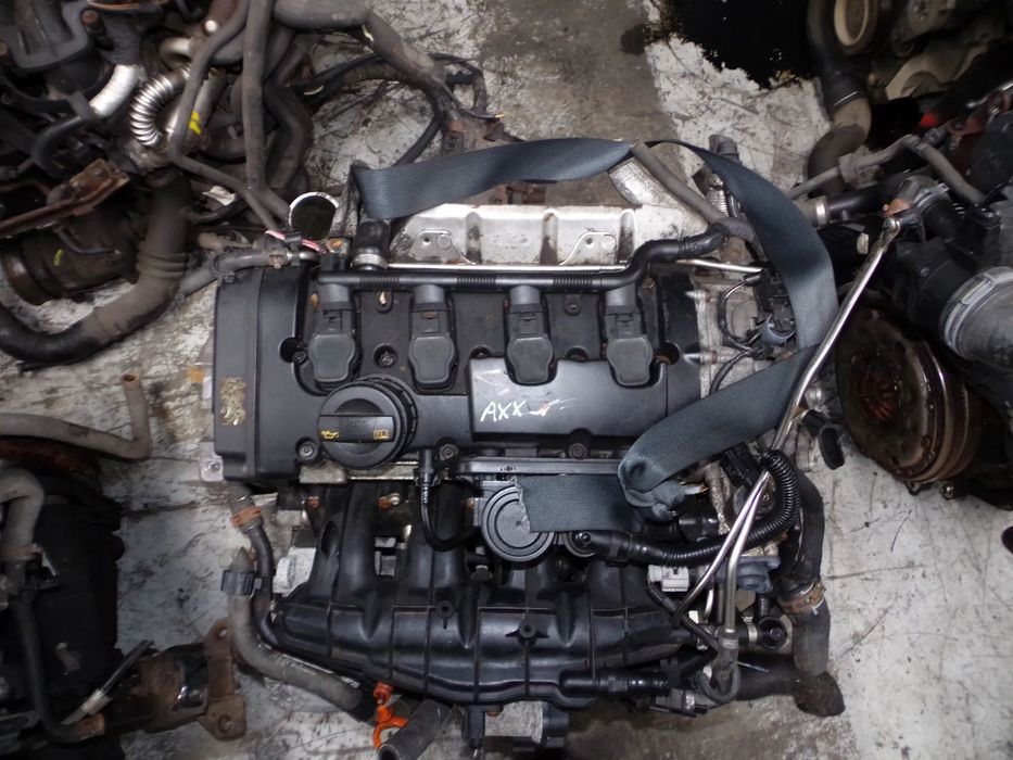Komplenty Silnik VW Audi A4 Golf a3 2.0 TFSI AXX BWA