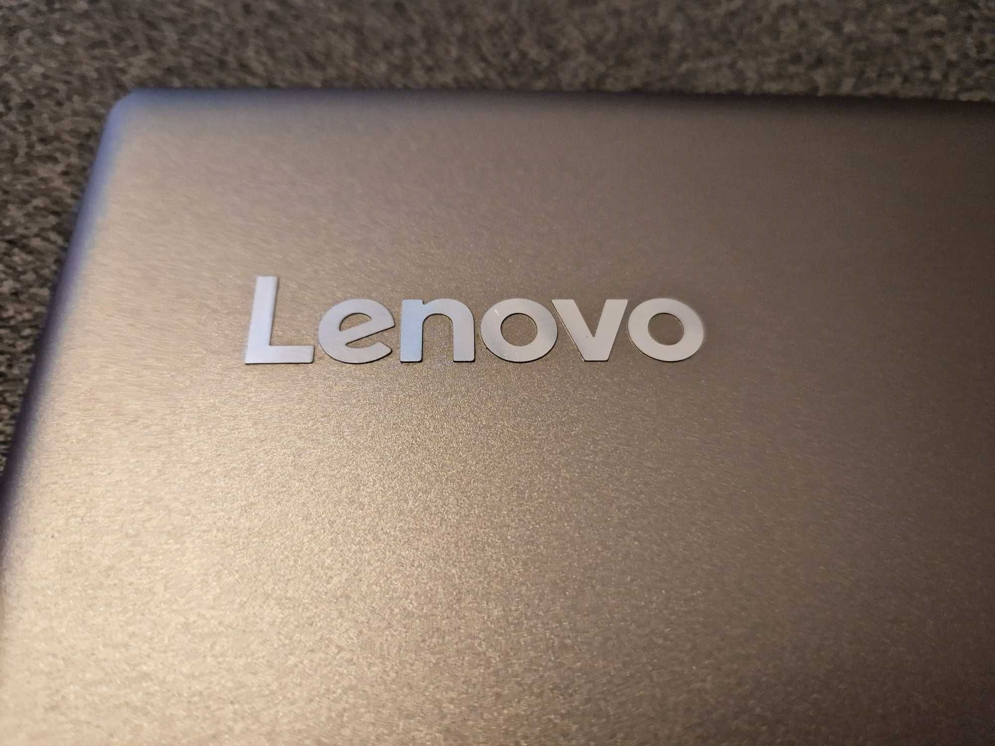 LENOVO Ideapad + Torba