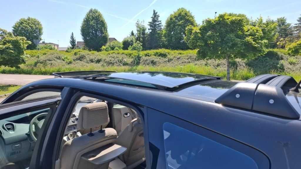 Grand Scenic II 2004 r., 1,9 dci, wersja Privilege, przebieg 206 tys.