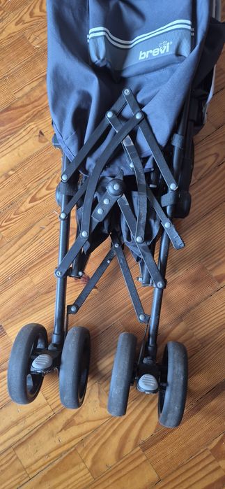 Carrinho de bebé da Brevi