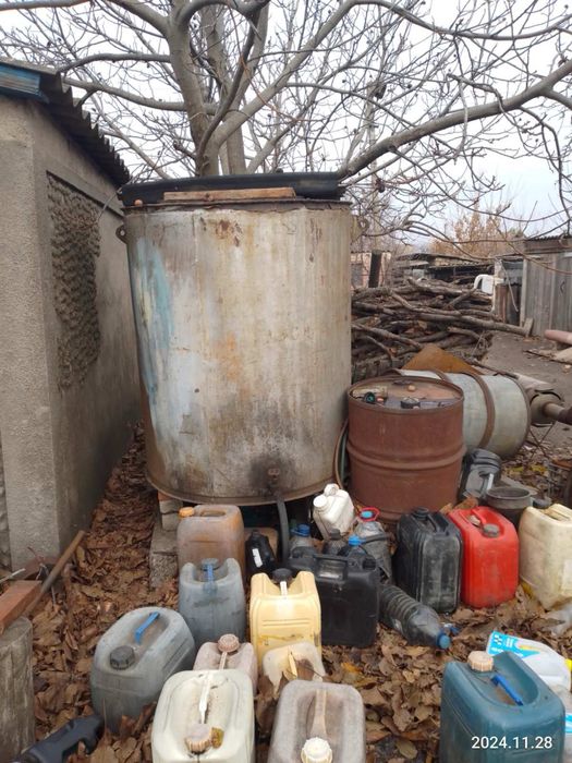 Продам бочку 1600л