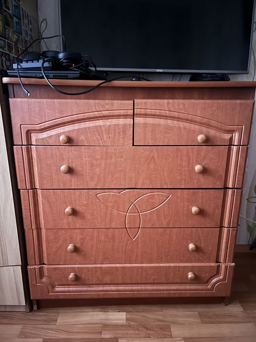 Комод сервант разная мебель