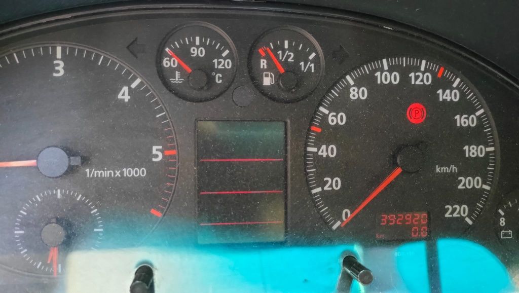Audi A4 1.9 TDI 110cv (AFN) - 1997 | Bom estado